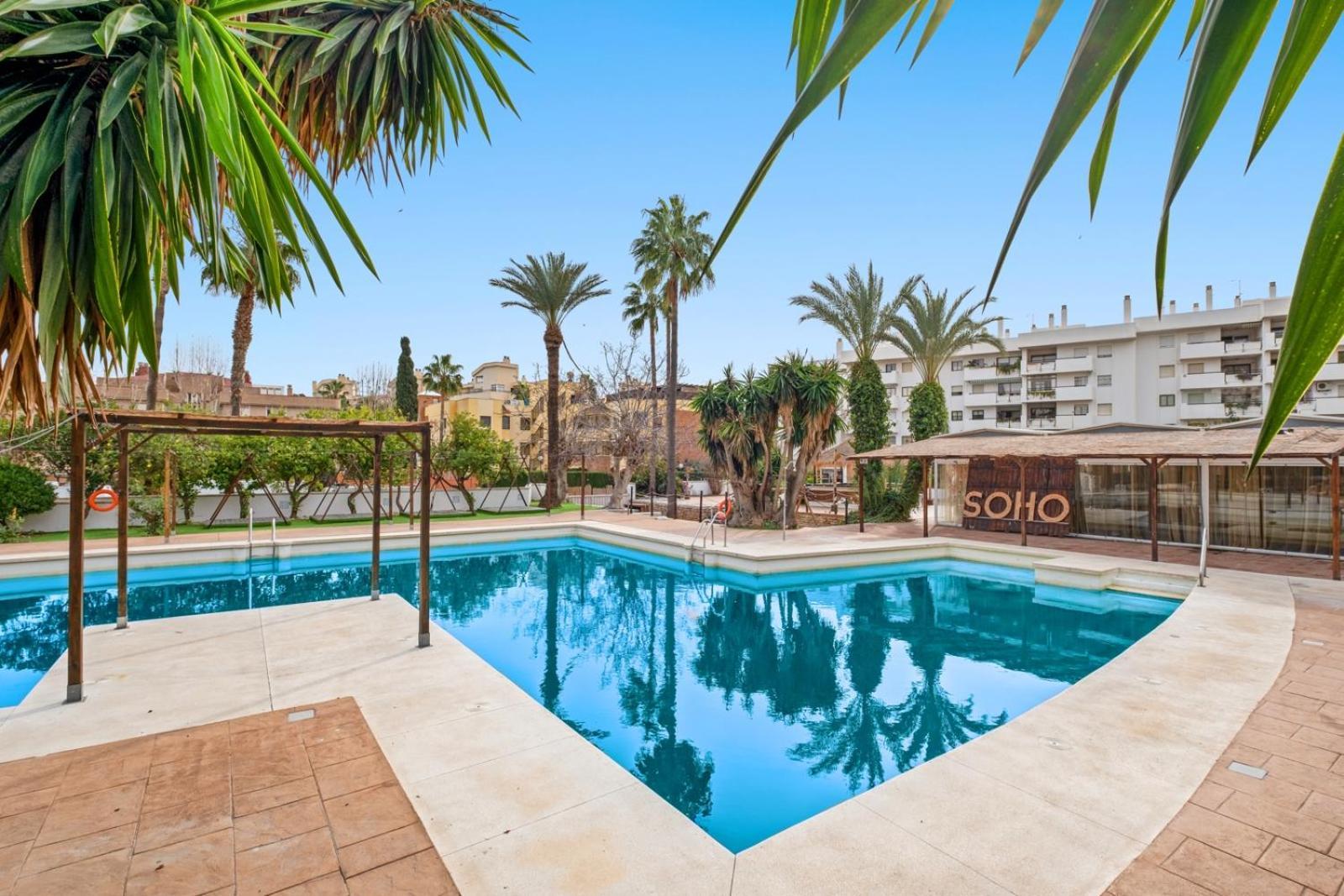Piso Con 2 Habitaciones, 2 Terrazas Y Piscina Торремолинос Экстерьер фото
